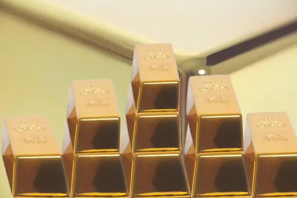 buying gold in uk